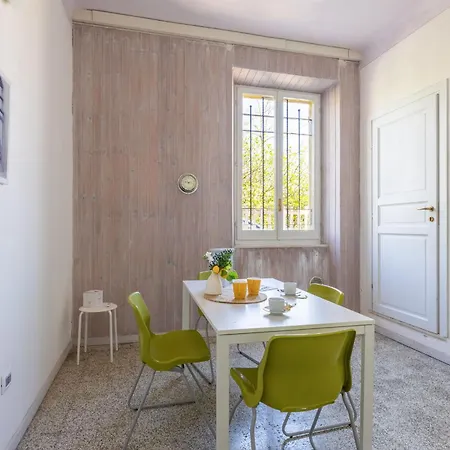 Italian Experience-casale Oleandro Marino